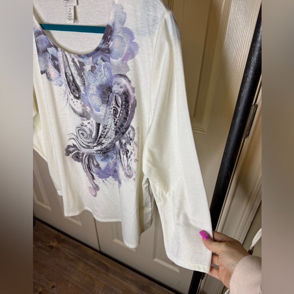 Chico’s 3/4 sleeve White and Purple Paisley Top women size large - Picture 5 of 9